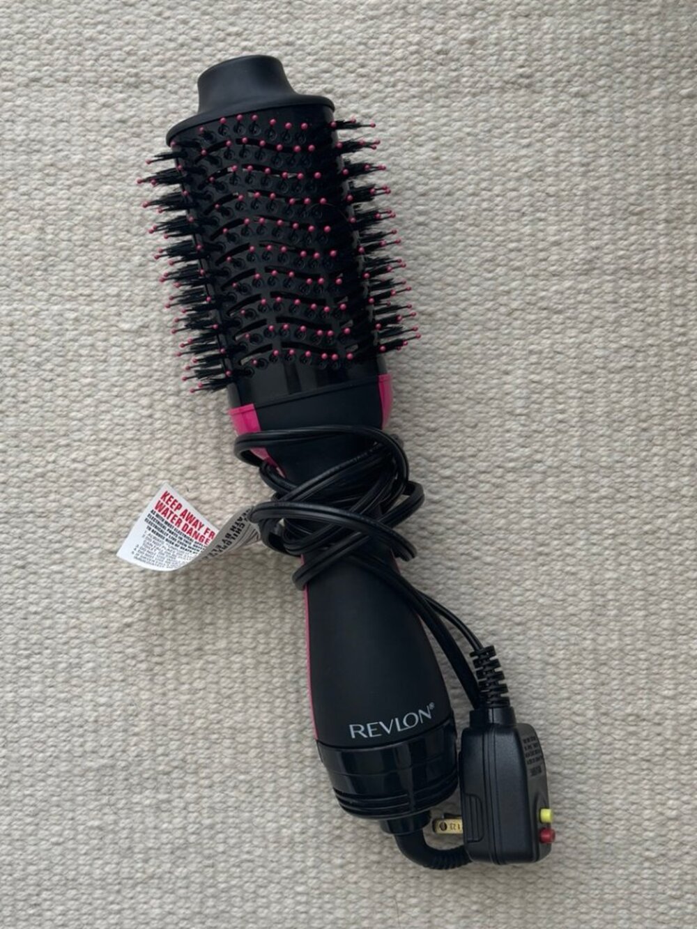 REVLON One-Step Volumizer Hair Dryer and Styler – Easy Salon-Style Blowouts